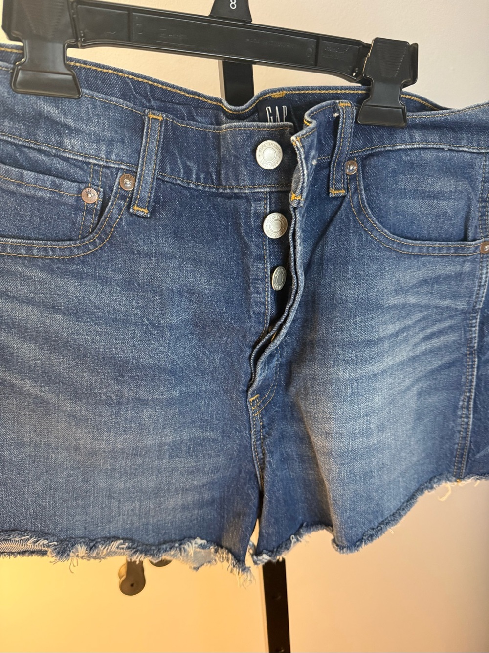 GAP Cream Interior with Navy Print Denim Shorts 12/31 cheeky shorts button fly